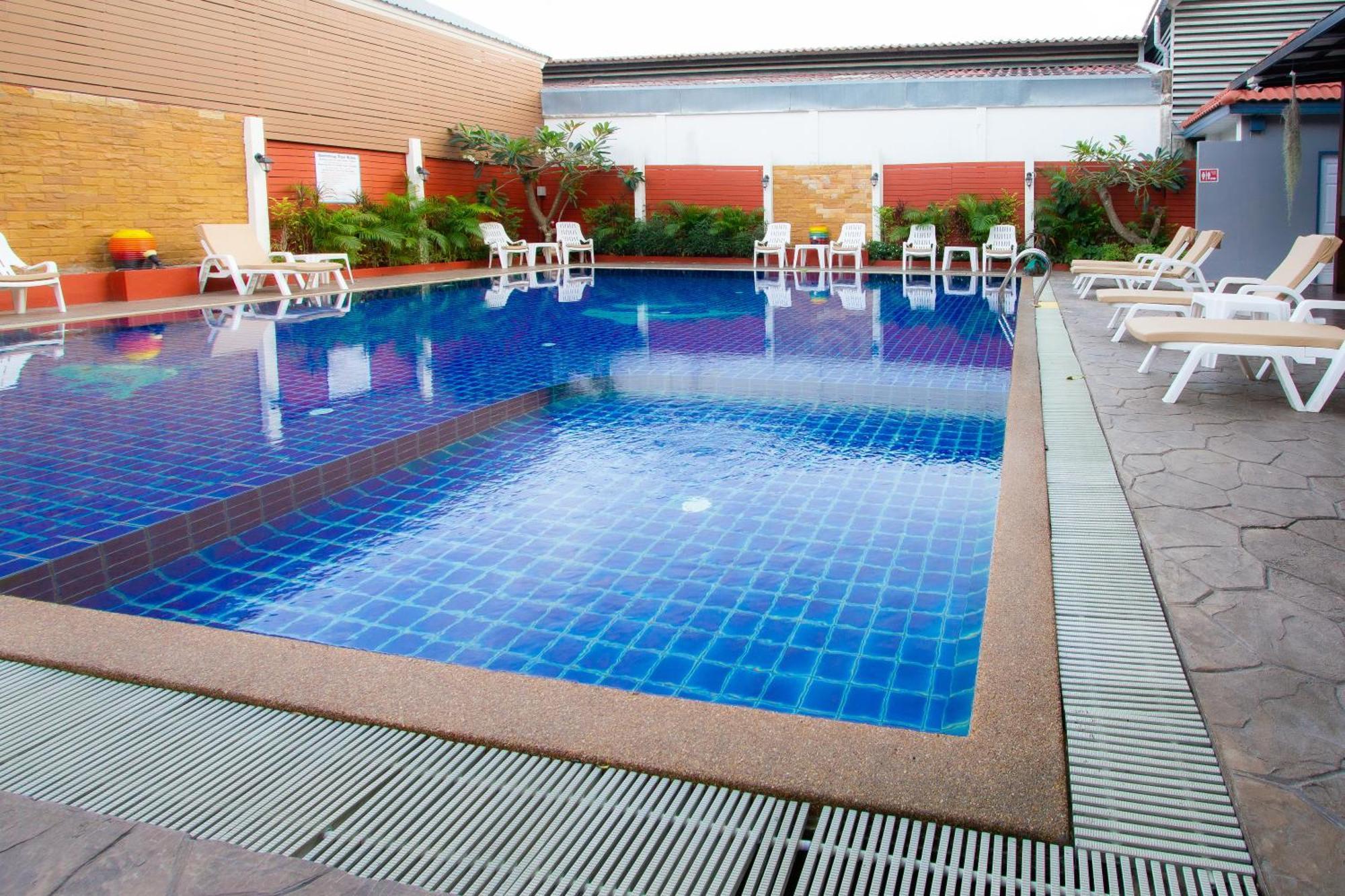 Valhalla Pattaya Hotel 좀티엔 비치 외부 사진